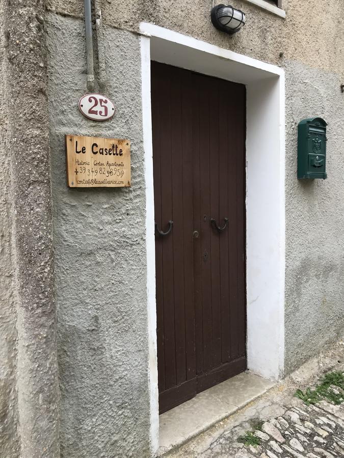 Le Casette Erice Luaran gambar