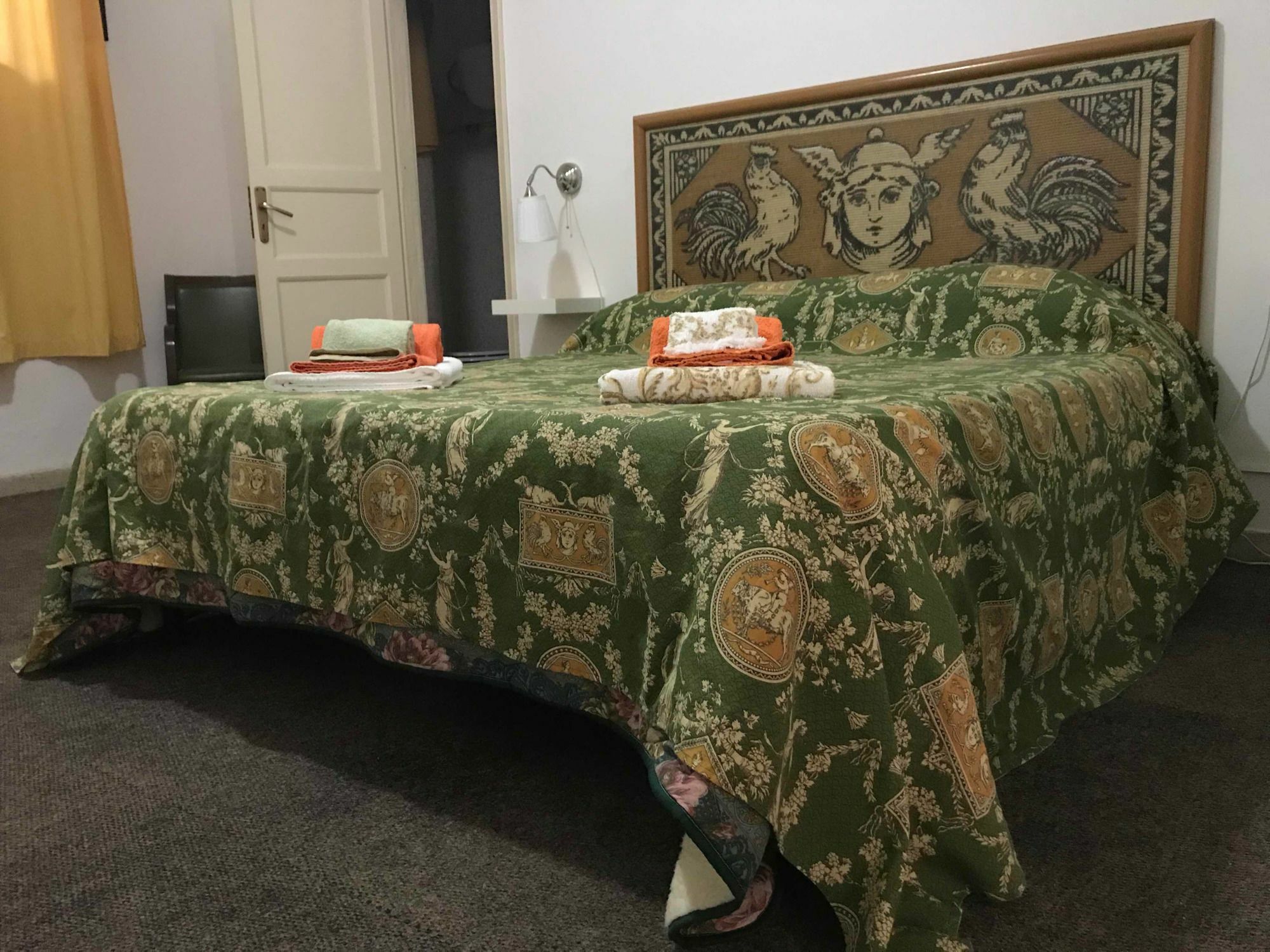 Le Casette Erice Luaran gambar