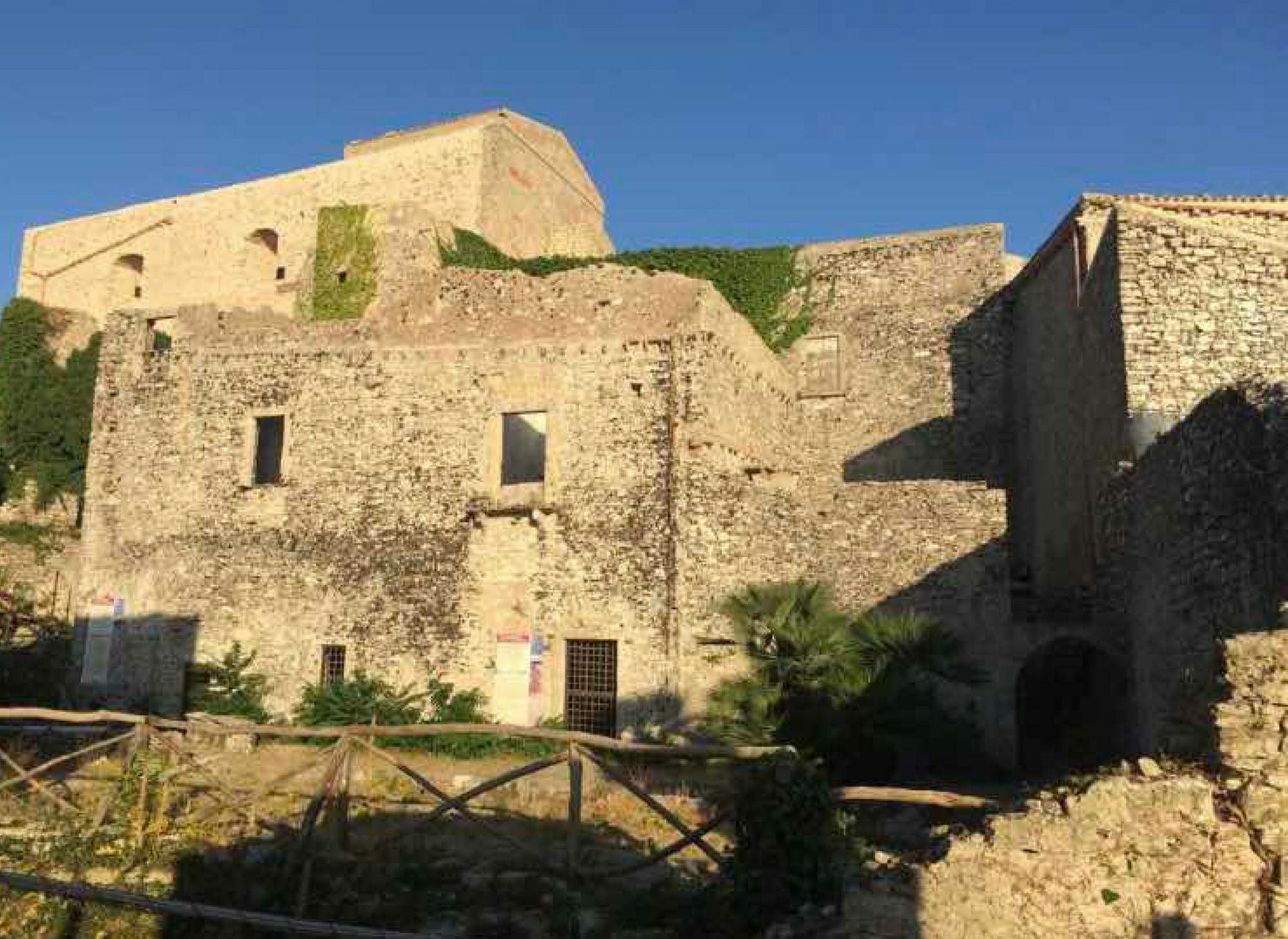 Le Casette Erice Luaran gambar