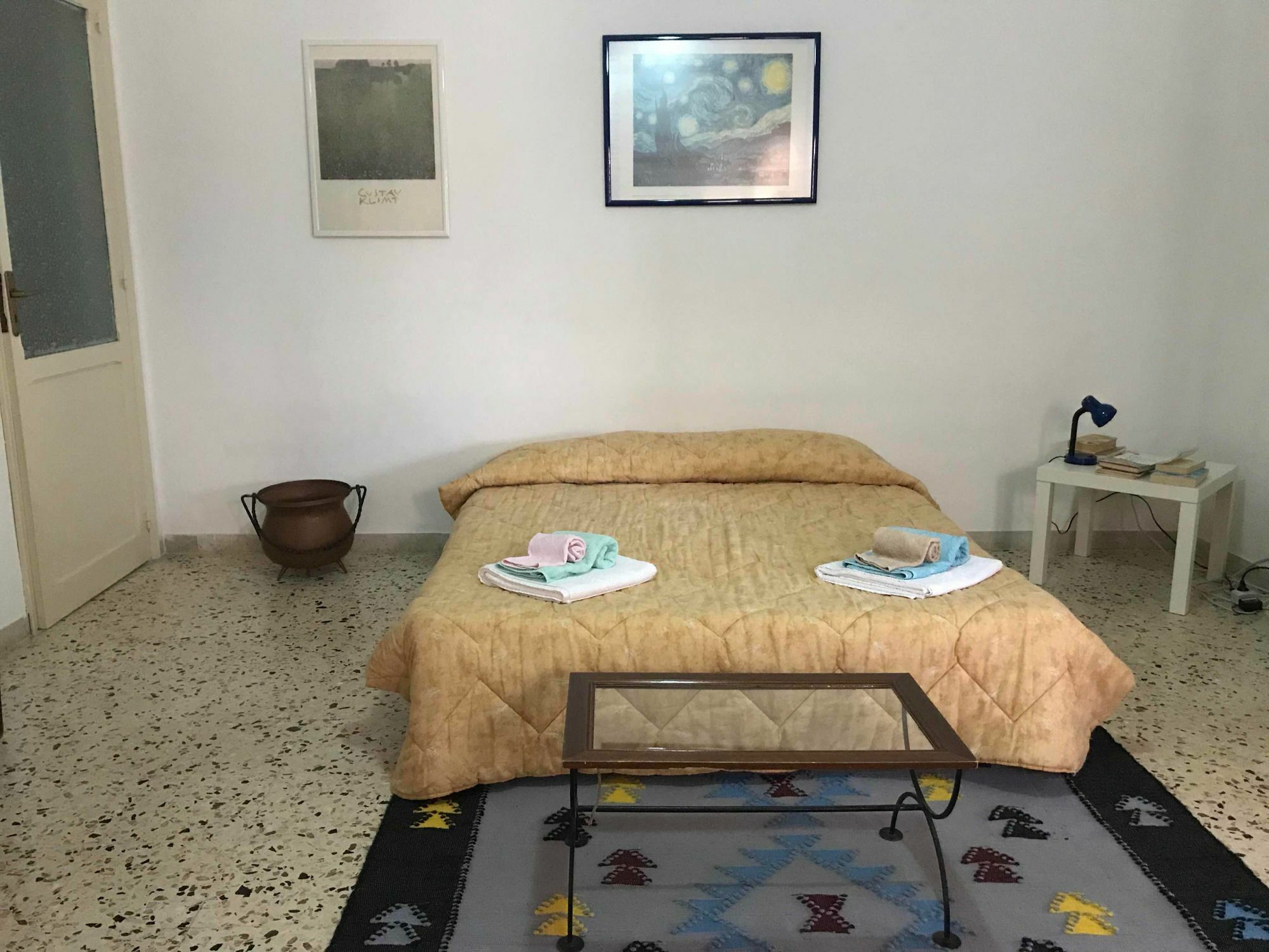 Le Casette Erice Luaran gambar